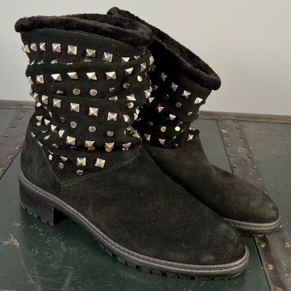Stuart Weitzman Arctica Women's black suede faux fur studded boots Size 7.5 - Picture 1 of 4